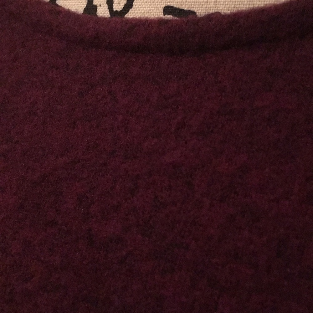 ❗️LAST ONE❗️Twisted V-back Brushed Knit Top - Picture 5 of 7